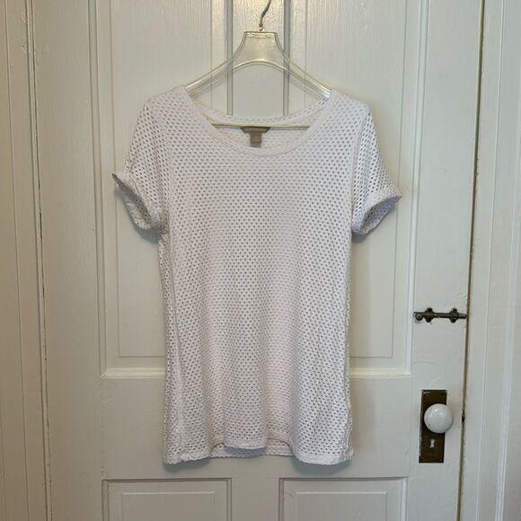 Banana Republic white shirt perforated with liner medium - Picture 1 of 8